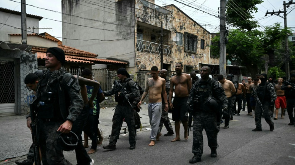 Sc&egrave;nes de guerre &agrave; Rio: 64 morts dans son op&eacute;ration polici&egrave;re la plus meurtri&egrave;re