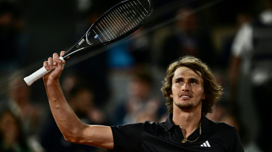 Zverev vence Dimitrov e vai &agrave;s quartas de final de Roland Garros