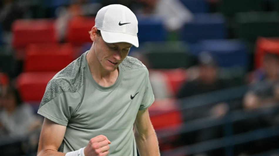 Sinner garante fim de ano como n&ordm; 1 e vai &agrave; final do Masters de Xangai com Djokovic