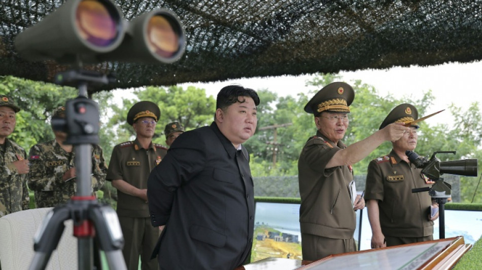 Staatsmedien: Nordkoreanischer Machthaber ruft zur Bereitschaft f&uuml;r "echten Krieg" auf