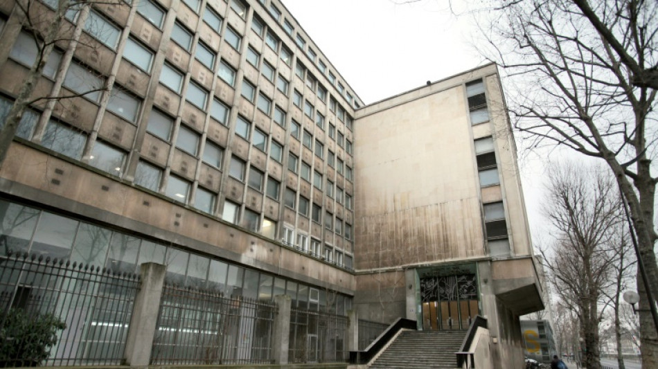 Amiante: les juges ordonnent un non-lieu dans l'affaire de l'université parisienne de Jussieu