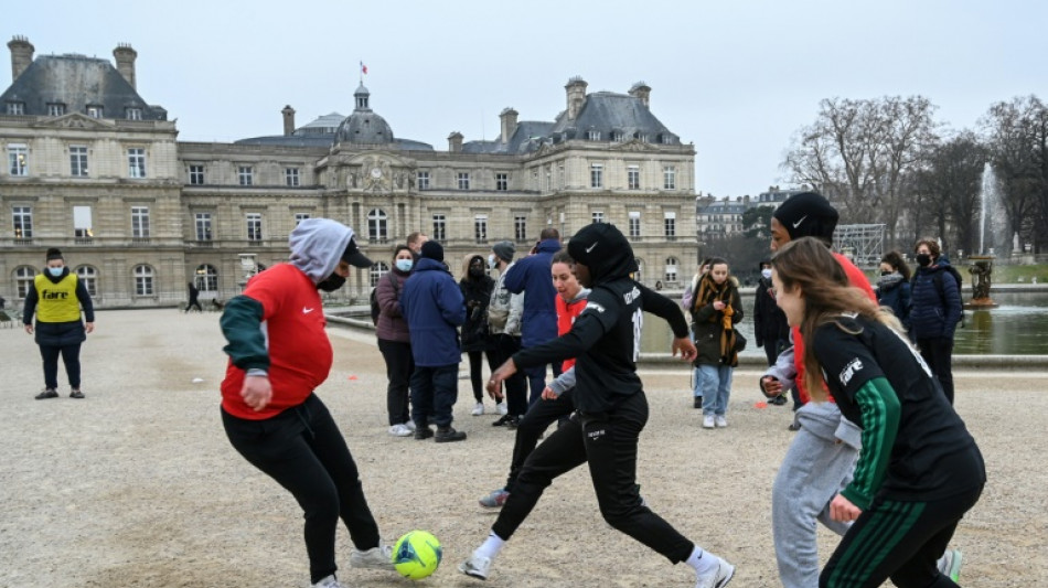 Atletas mu&ccedil;ulmanas temem proibi&ccedil;&atilde;o do v&eacute;u em competi&ccedil;&otilde;es na Fran&ccedil;a