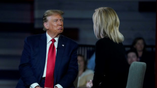 Trump s'estime pers&eacute;cut&eacute; et se compare &agrave; l'opposant russe Navalny, mort en prison