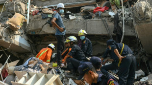 Opera&ccedil;&otilde;es de resgate continuam ap&oacute;s terremoto que deixou 1.700 mortos em Mianmar