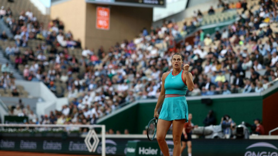 Sabalenka avan&ccedil;a sem dificuldades &agrave; 3&ordf; rodada em Roland Garros