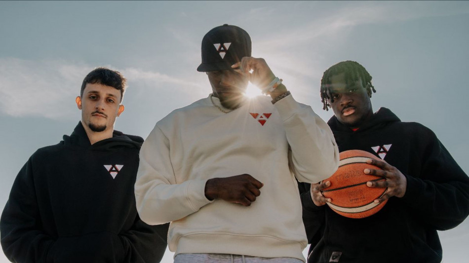 Basket:da parquet a strada, Pallacanestro Varese presenta sua prima capsule collection