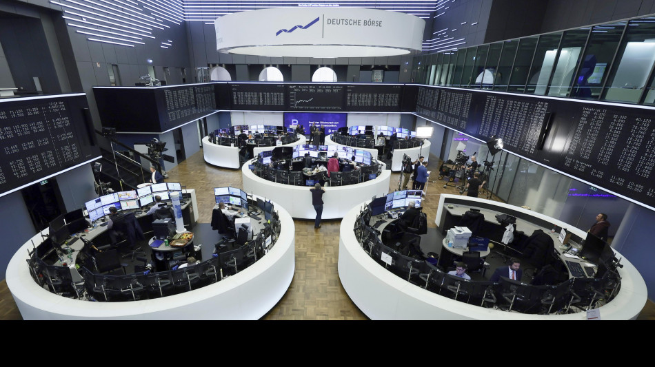 Borsa: in Europa si estende il rosso, Milano -0,2%