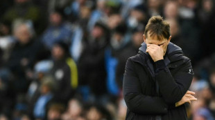West Ham anuncia demiss&atilde;o do t&eacute;cnico Julen Lopetegui