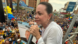 Uma 'candidata' nas ruas e outro na cédula: a oposição venezuelana nas eleições