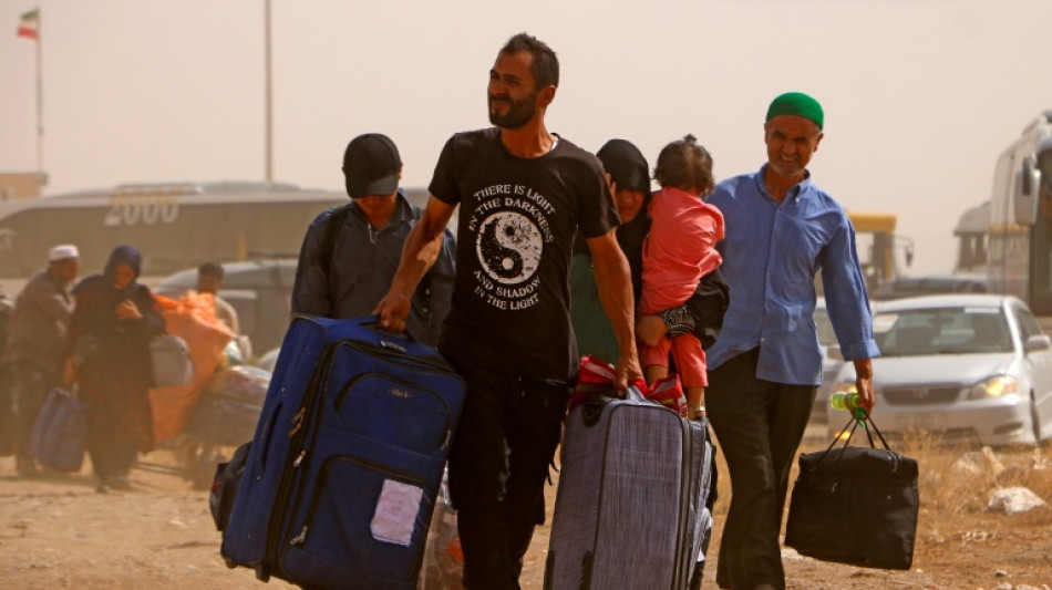 Unos 450.000 afganos abandonaron Ir&aacute;n desde el 1 de junio