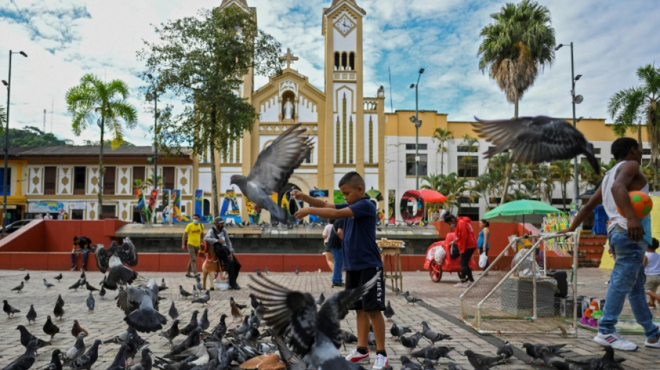 Colombie: contre leur Eglise, l'enqu&ecirc;te de deux fid&egrave;les sur un r&eacute;seau p&eacute;dophile