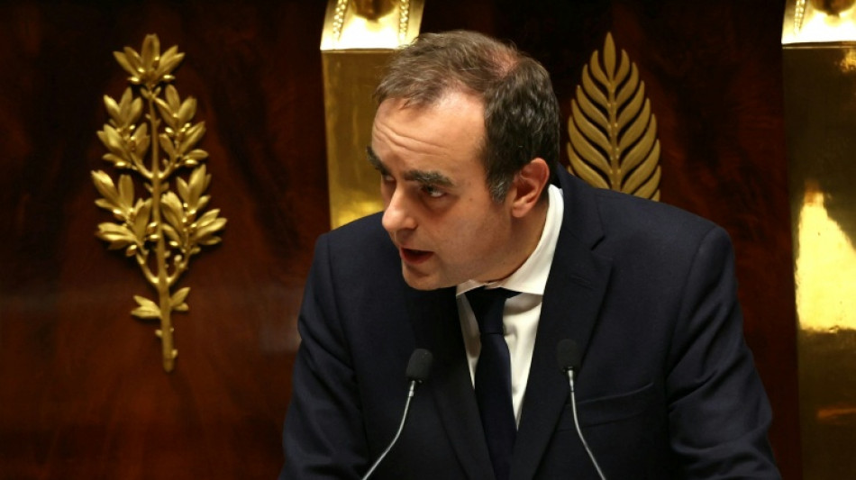 Lecornu conc&egrave;de au PS le totem des retraites au nom de la stabilit&eacute;