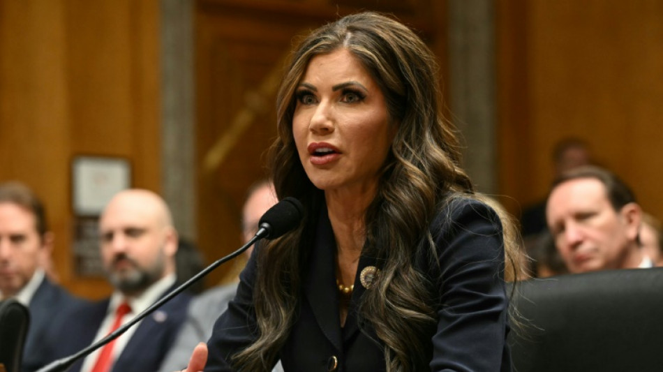 Seguran&ccedil;a da fronteira &eacute; a 'prioridade m&aacute;xima', afirma futura secret&aacute;ria de Trump