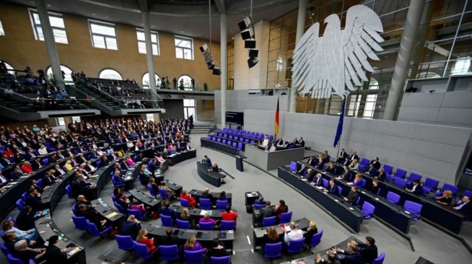 Bundestagspr&auml;sidentin Kl&ouml;ckner will im Streit um Umgang mit AfD &quot;vermitteln&quot;