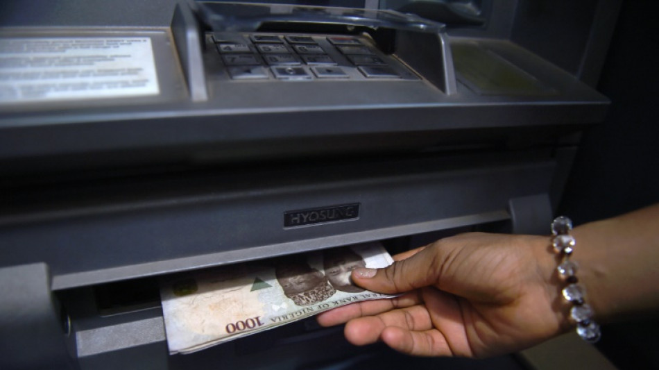 A tradicional 'chuva de dinheiro' na Nig&eacute;ria est&aacute; na mira das autoridades