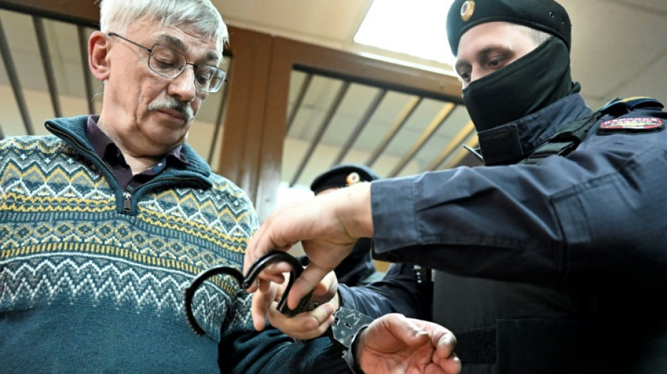 Russie : le dissident Orlov &agrave; son tour condamn&eacute; &agrave; la prison