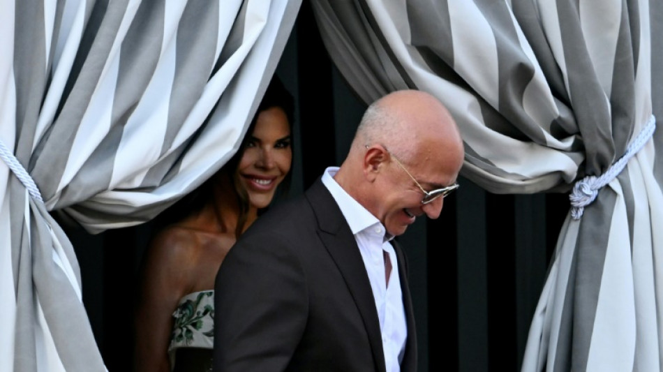 Amazon-Gr&uuml;nder Bezos und Lauren S&aacute;nchez heiraten in Venedig