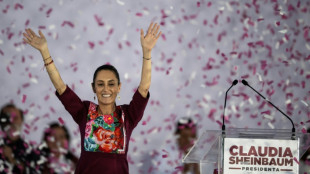 Mexicanos se alistan para elegir a la primera presidenta de su historia