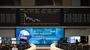 Borsa: l'Europa apre in lieve rialzo, timori tensioni Usa-Cina