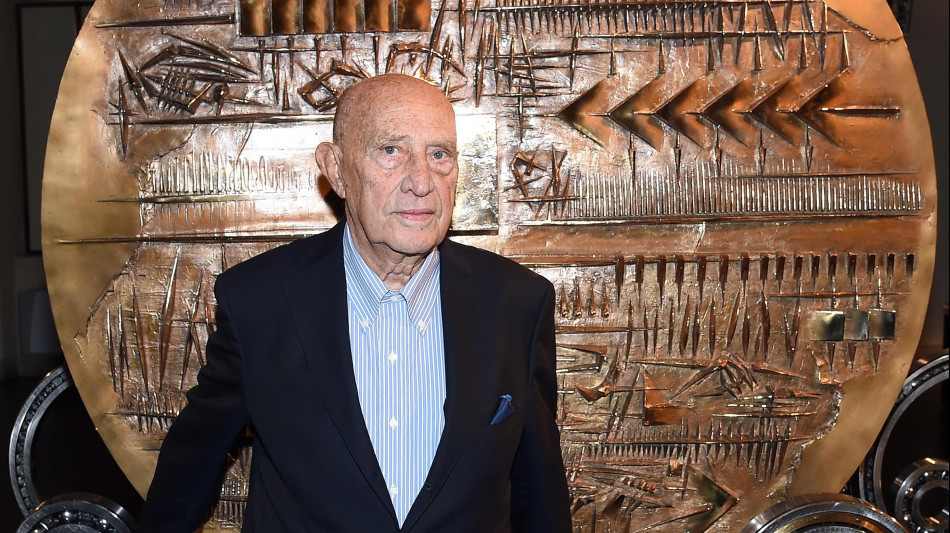 Arnaldo Pomodoro, i funerali gioved&igrave; a Milano