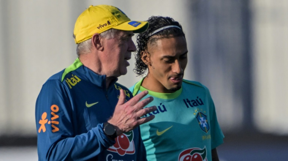 Ancelotti confirma Raphinha como titular contra o Paraguai
