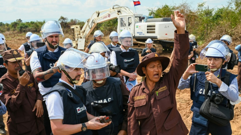 Ukrainian deminers learn from decades of Cambodian experience