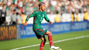 Barcelona empresta lateral mexicano Juli&aacute;n Araujo ao Las Palmas