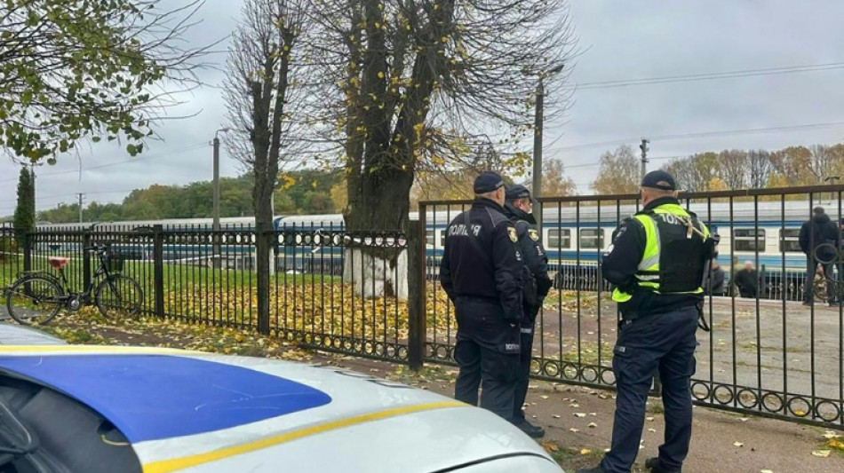 Cuatro muertos y 12 heridos por una explosi&oacute;n en una estaci&oacute;n de tren en Ucrania