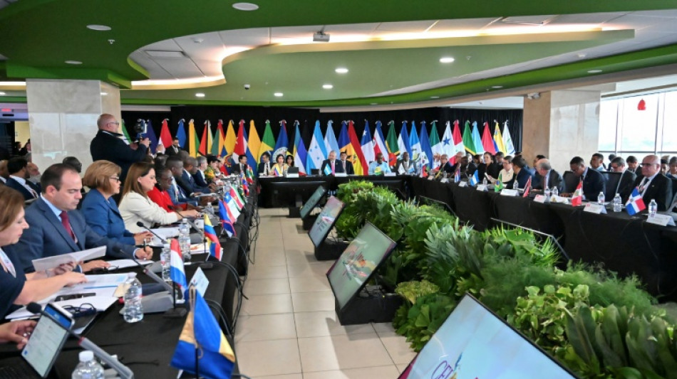 'Guerras comerciais n&atilde;o t&ecirc;m vencedores', diz Lula na c&uacute;pula da Celac