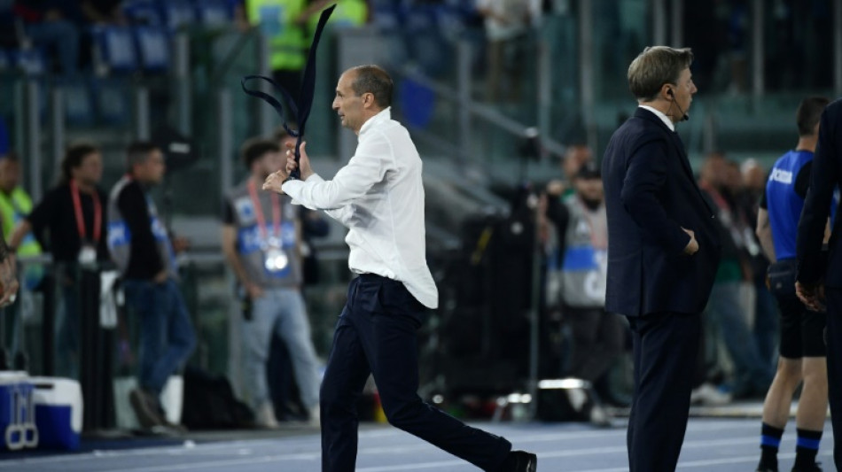 Expulso na final da Copa da It&aacute;lia, Allegri &eacute; suspenso por 2 jogos