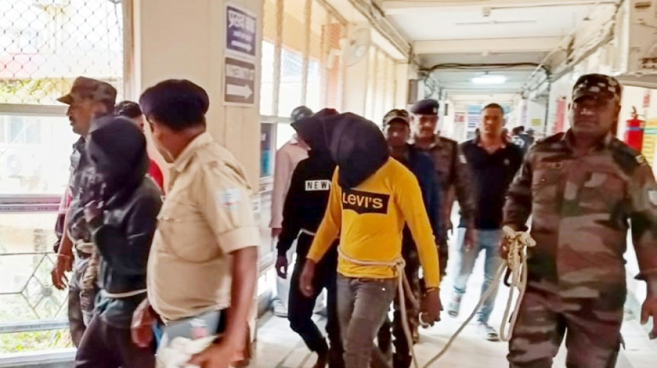 Pol&iacute;cia indiana procura mais quatro suspeitos de estupro de espanhola de origem brasileira