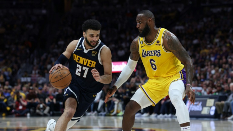 'Amazing' Murray leads Nuggets rally in 108-103 win over Lakers 