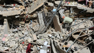 Israel sigue bombardeando Gaza, con un ojo puesto en la CIJ