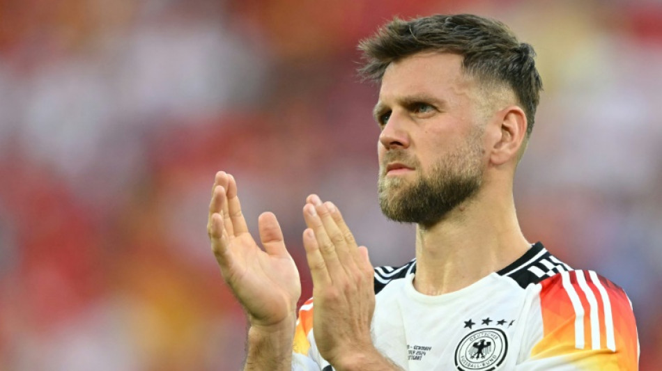 Atacante alem&atilde;o Niclas F&uuml;llkrug assina com o West Ham