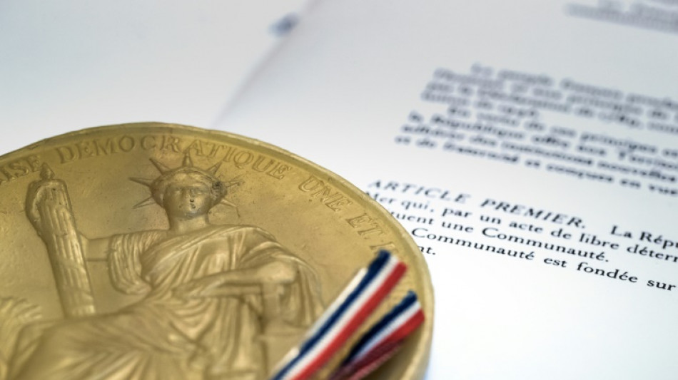 IVG dans la Constitution: le projet de loi pr&eacute;sent&eacute; en Conseil des ministres