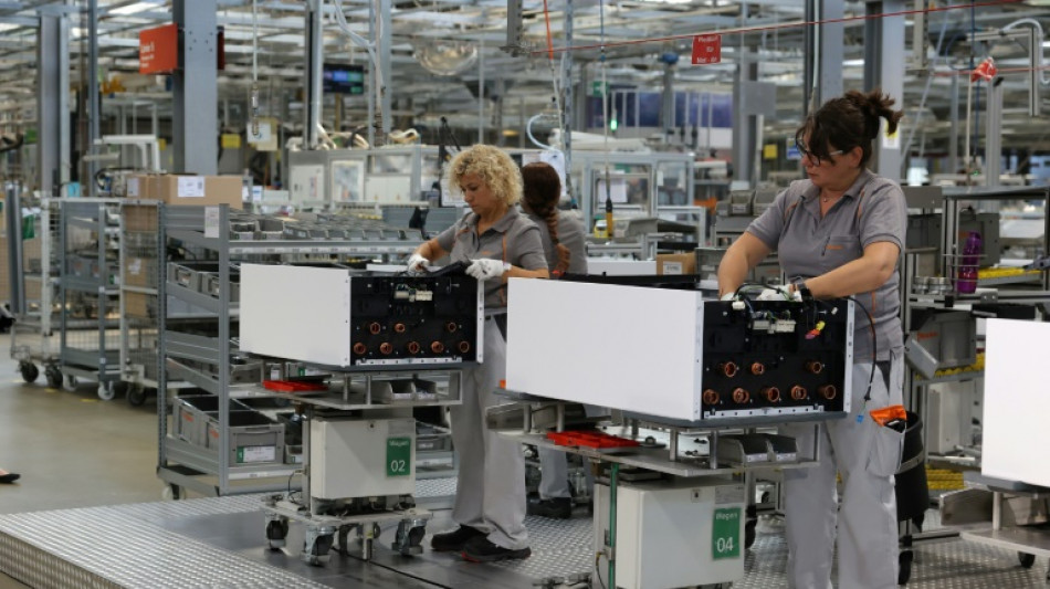 Deutsche Wirtschaft beendet 2023 mit Minus - R&uuml;ckgang des BIP um 0,3 Prozent