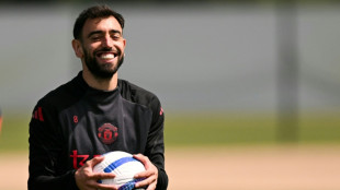 Fernandes confirms he rejected Saudi move to stay at Man Utd