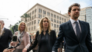 Fr&uuml;here US-Bluttest-Unternehmerin Holmes zu elf Jahren Haft verurteilt