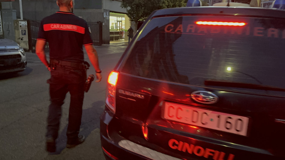 Nasconde 66 chili cocaina nel box, 35enne arrestato a Roma