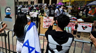 Pol&iacute;cia det&eacute;m quase 100 e esvazia acampamento pr&oacute;-Palestina em universidade de Boston