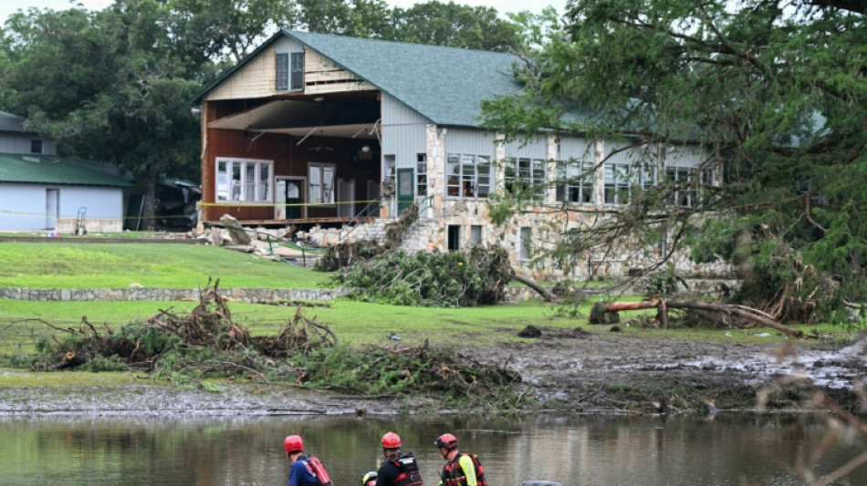 Inondations au Texas: 27 morts dans le camp d'&eacute;t&eacute; d&eacute;vast&eacute;, plus de 90 d&eacute;c&egrave;s au total
