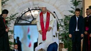Le pape célèbre une messe en plein air à Beyrouth, moment fort de sa visite