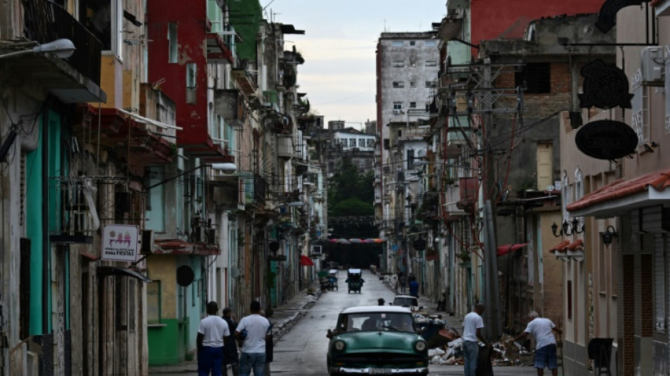 Metade de Havana volta a ter luz no 4&ordm; dia de apag&atilde;o em Cuba