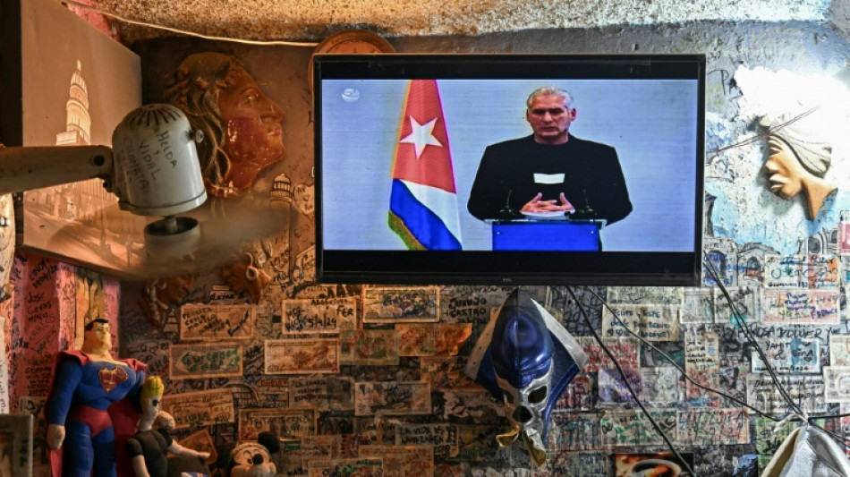 Cuba confirma 'negocia&ccedil;&otilde;es' com EUA
