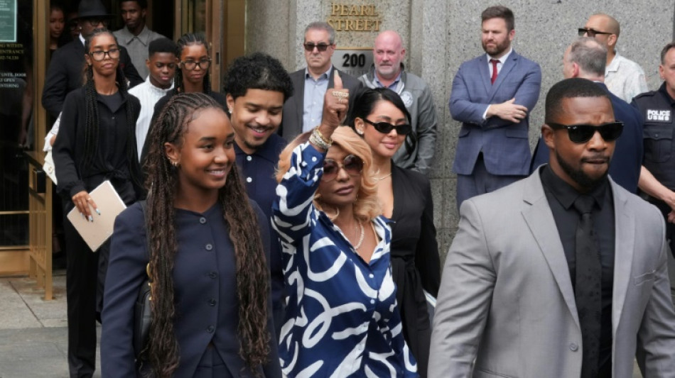 Lágrimas, oraciones y júbilo: Sean "Diddy" Combs aliviado tras absolución parcial