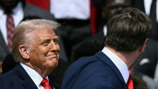 Trump-Regierung prüft Zölle auf Halbleiter und Arzneimittel