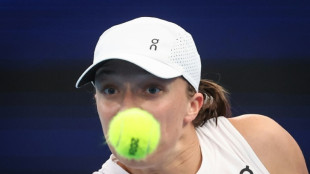 Swiatek luta por 1&ordm; t&iacute;tulo do Aberto da Austr&aacute;lia, que ter&aacute; volta de Osaka a um 'major'