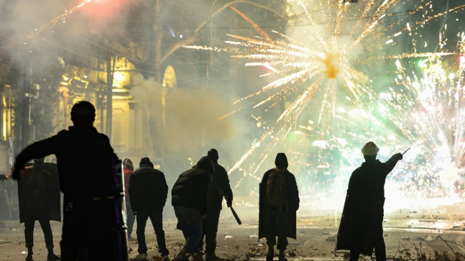 G&eacute;orgie: 7e nuit de manifestations pro-UE, des opposants arr&ecirc;t&eacute;s