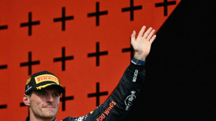 Verstappen resiste a Norris e vence GP da Emilia-Romagna