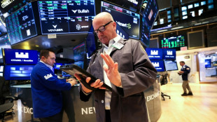 Wall Street en petite hausse, entre cr&eacute;dit am&eacute;ricain et tensions commerciales